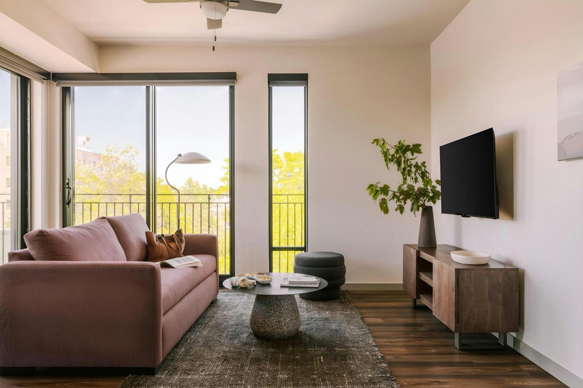 Sonder By Marriott Bonvoy Skyline Apartments Lohi Denver Exterior photo